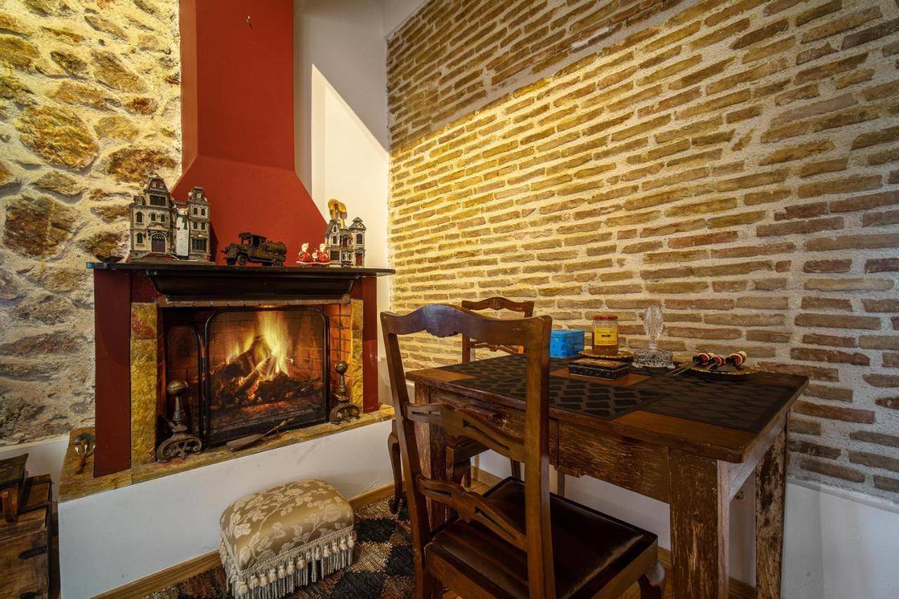 Luxurious Villa At Mets Atenas Exterior foto